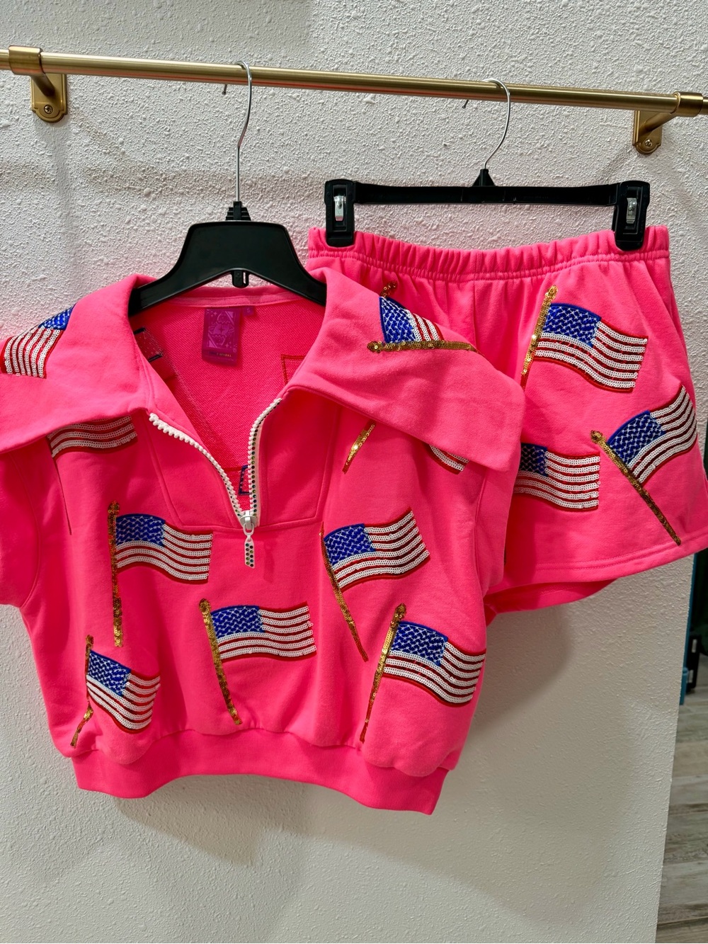 QUEEN OF SPARKLES Hot Pink American Flag Zip Pullover & Shorts Set - Size Small